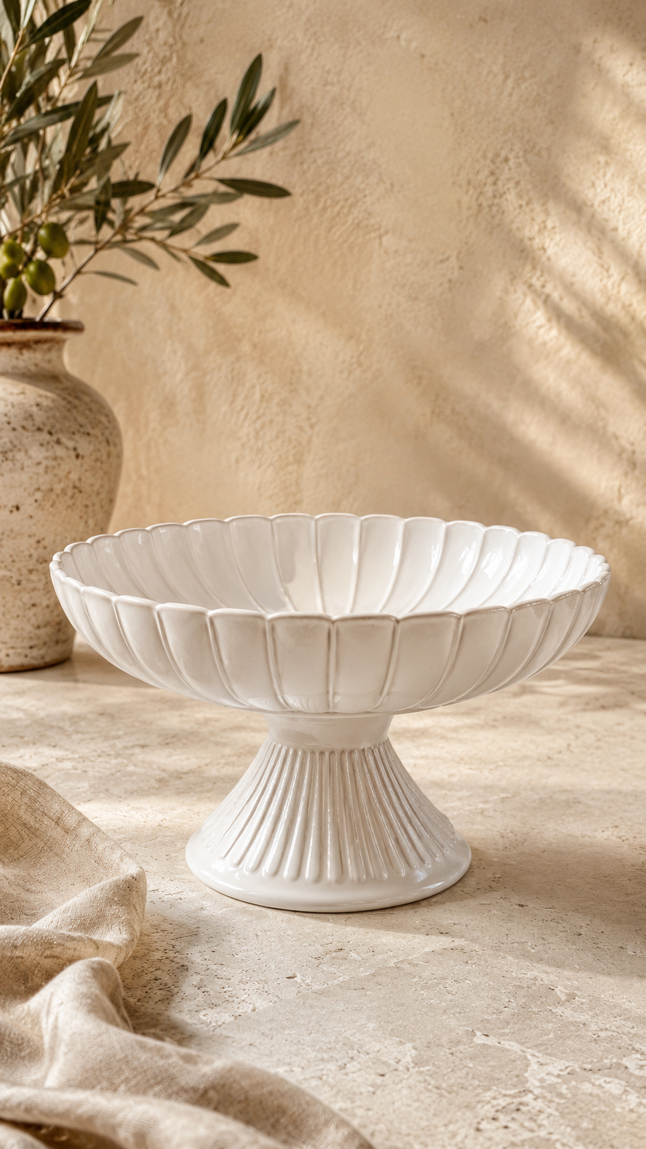 Bloomy – Servierschale auf Fuß – groß – blütenförmiges Porzellan – weiß – Ø28 cm, H16 cm