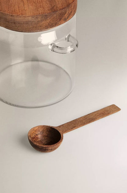 Vorratsglas mit Akazienholzdeckel und Löffel